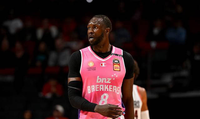 开云体育官网-黄蜂爆冷土耳其男篮，波特惊艳世界