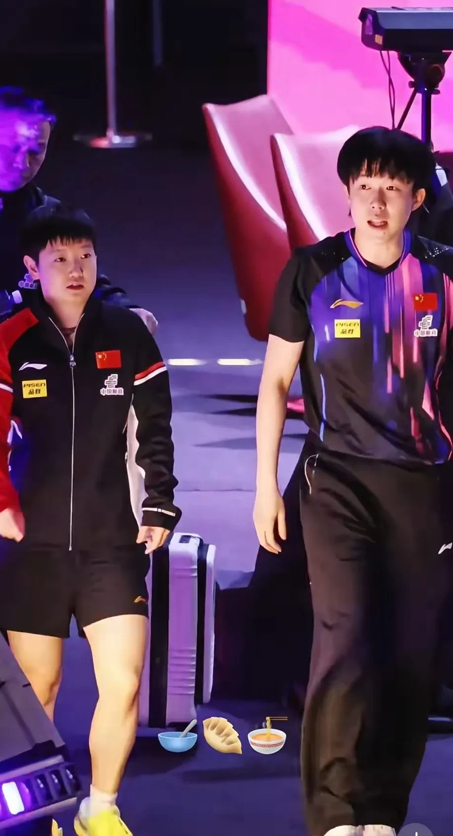 100T鏖战CLG，Doinb极限生还后反打激烈交锋2025世界赛，点燃全场激情