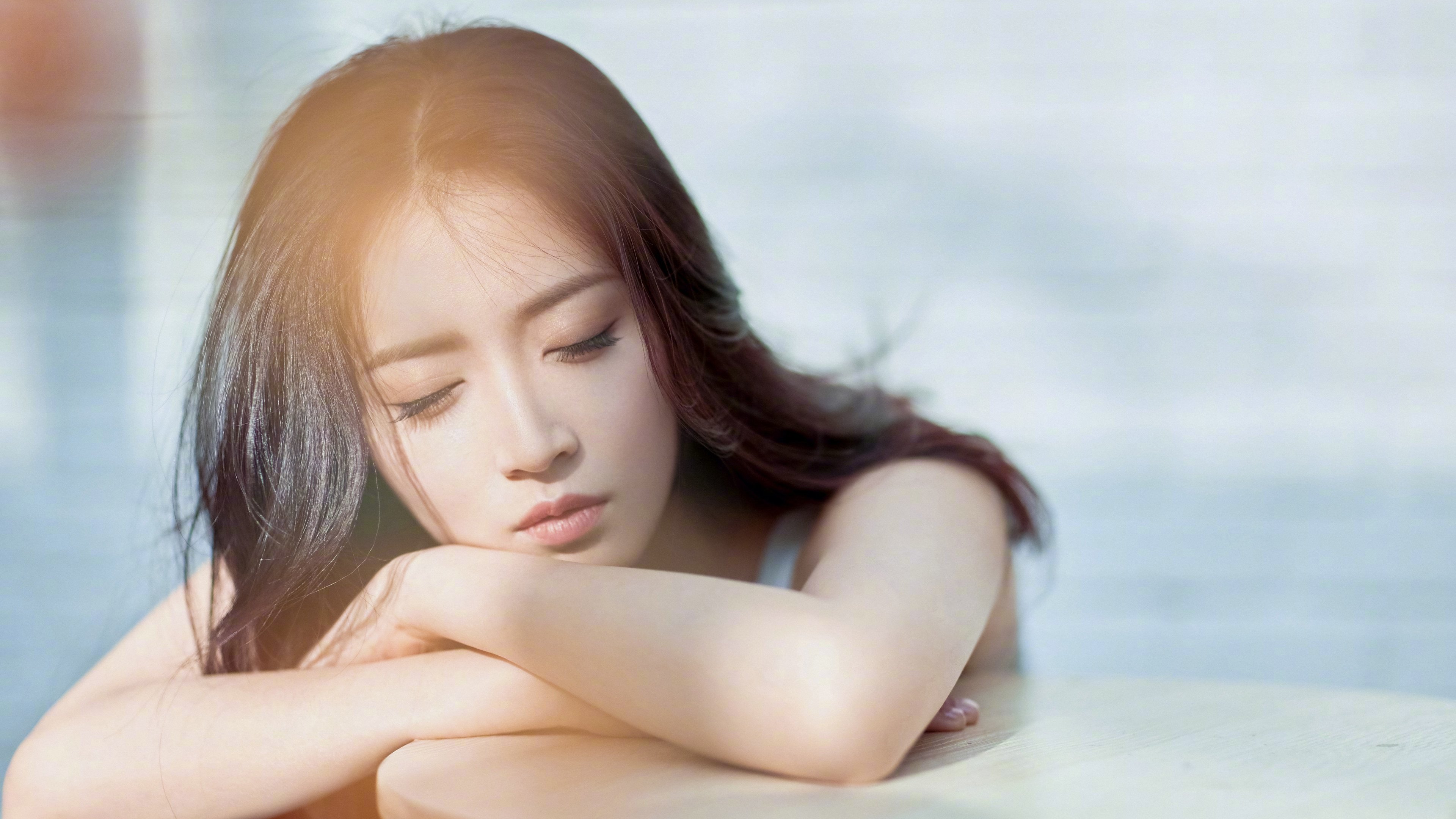 数据爆炸！若日尼奥中场封神，曼联3-0狂扫丹麦黑马，英超双雄闪耀欧洲之夜